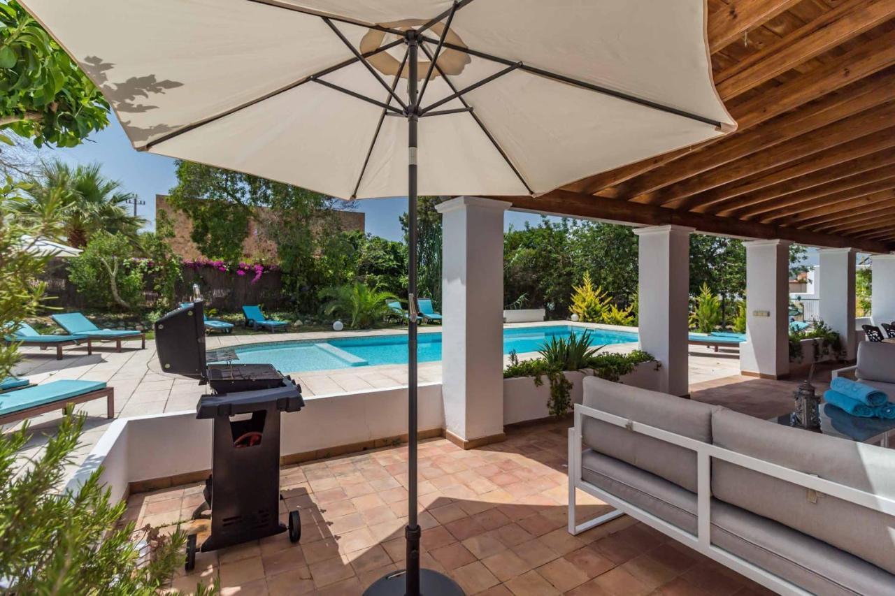Albaladejo Villa *