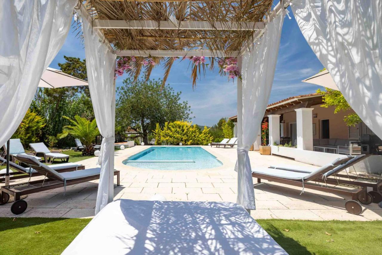 Albaladejo Villa Can Furnet